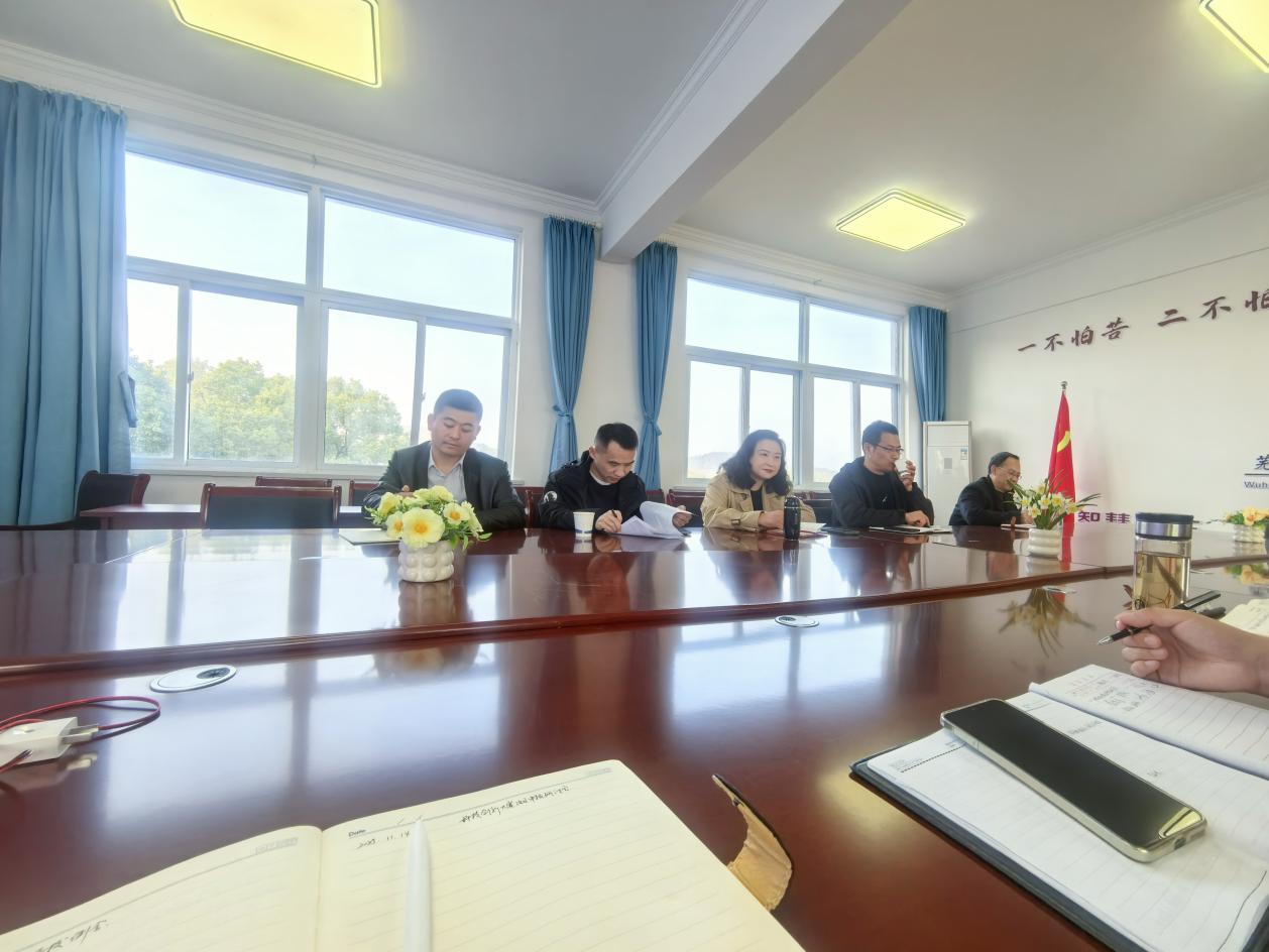 8588acd3176113d589f60ea6ed45c1ee